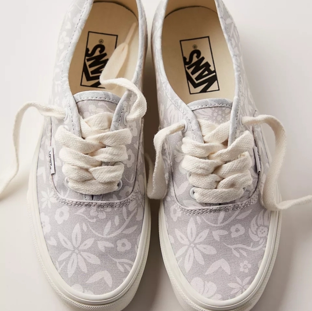 Vans Authentic Classic Women Size 10 Wood Block White Floral 112025 - Picture 7 of 8